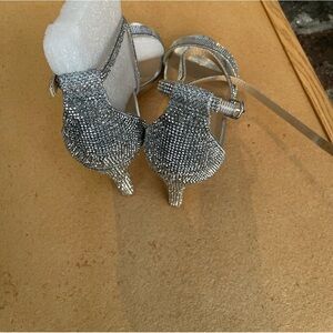 Thalia Sodi Women’s Daria Embellished Evening Sandals Size 6